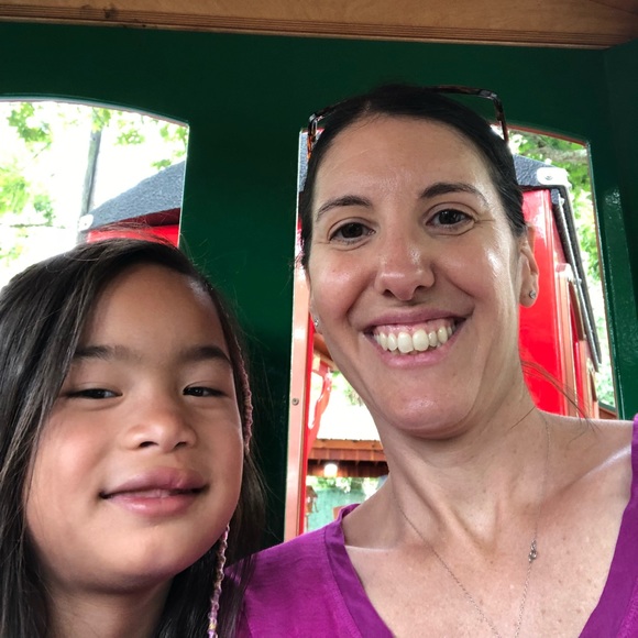 Meet your Posher, Jaci - Picture 2 of 2